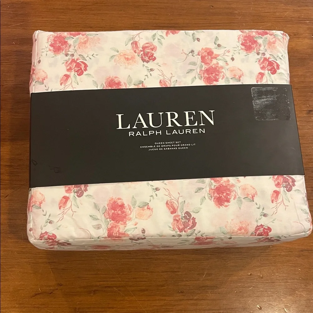 Ralph Lauren Floral Queen Sheet Set with Standard Pillowcases